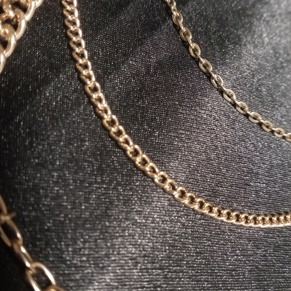 Gold tone long layered necklace 36 inches long. - Picture 10 of 14